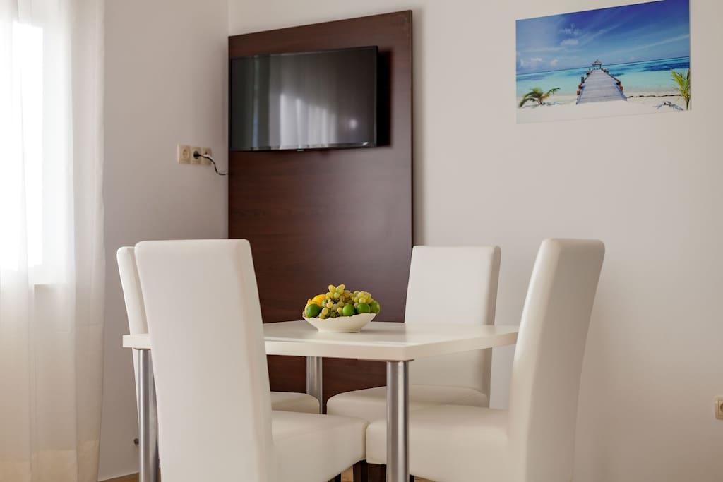 Apartmani Sanja Suta Подстрана Экстерьер фото