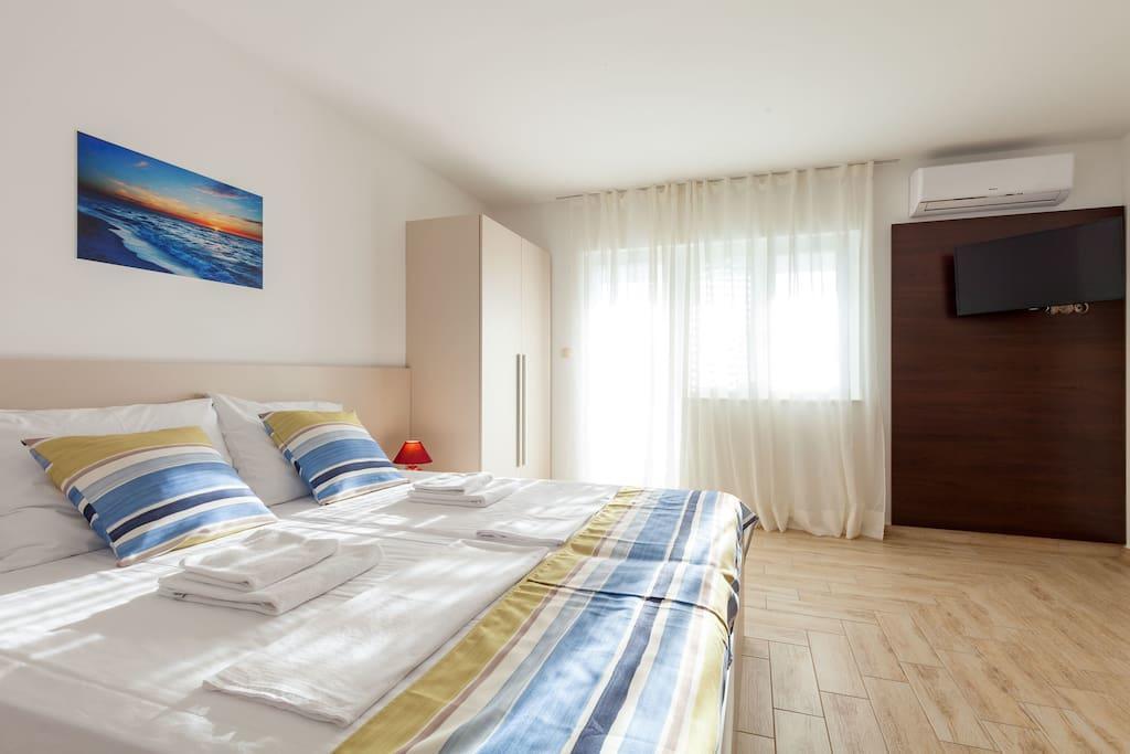 Apartmani Sanja Suta Подстрана Экстерьер фото
