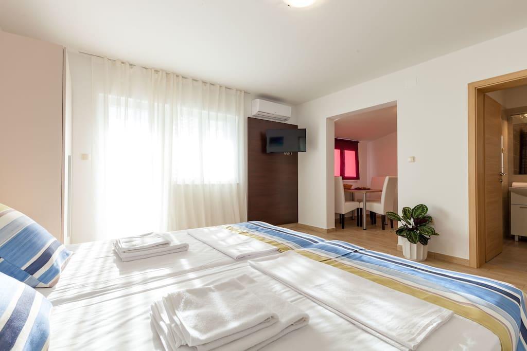 Apartmani Sanja Suta Подстрана Экстерьер фото