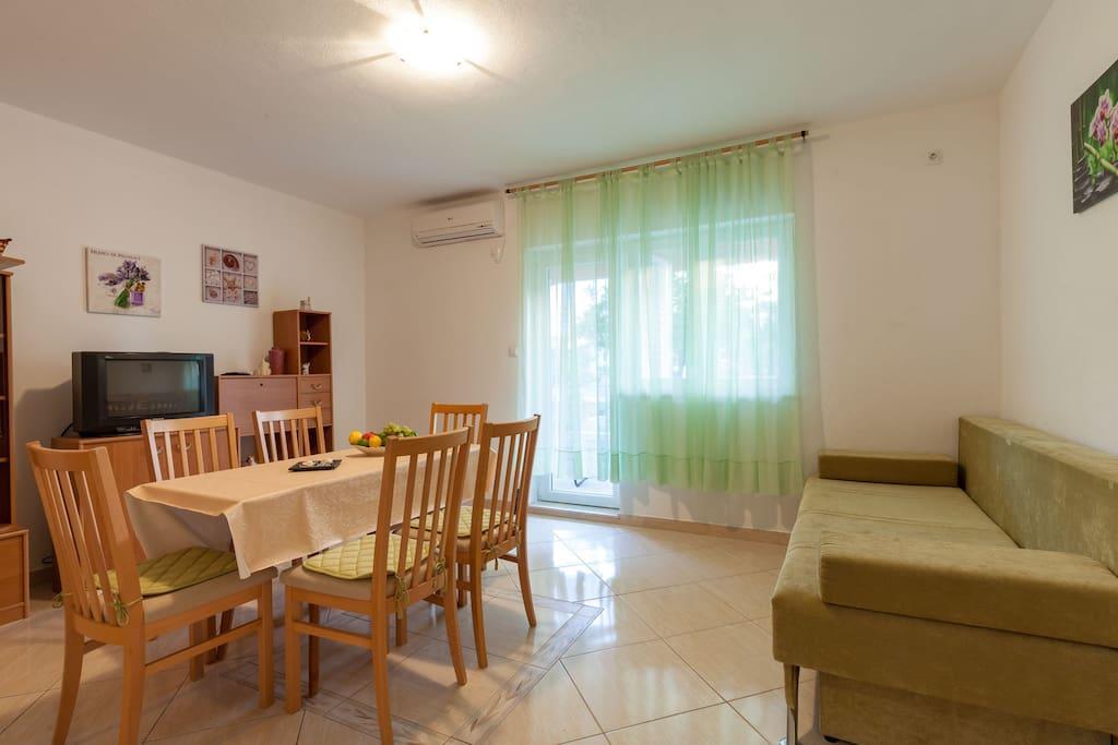 Apartmani Sanja Suta Подстрана Экстерьер фото